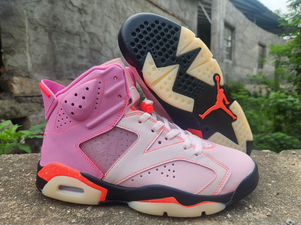 Awake NY x Air Jordan 6 Sneakers - Pink