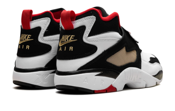 Nike Air Diamond Turf Sneakers '49ers'
