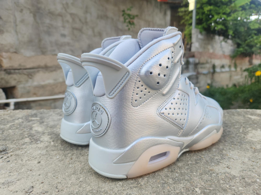 Air Jordan 6 Sneakers - Metallic Silver