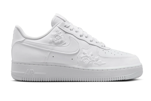 Nike Air Force 1 '07 Women's Sneakers - White