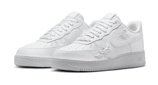 Nike Air Force 1 '07 Women's Sneakers - White