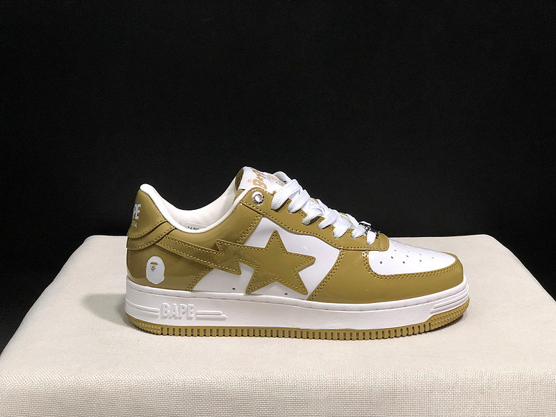 BAPE Star Low-Top Sneakers - Olive and White