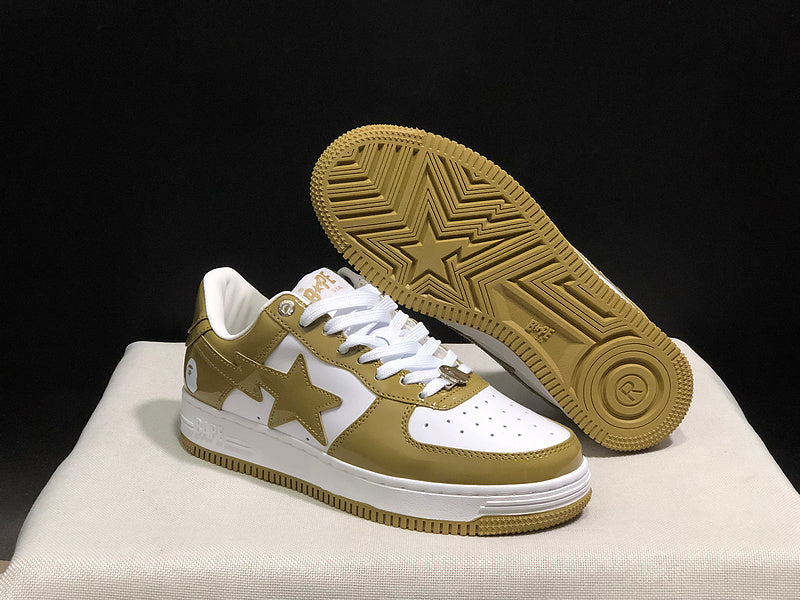 BAPE Star Low-Top Sneakers - Olive and White
