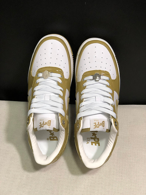 BAPE Star Low-Top Sneakers - Olive and White