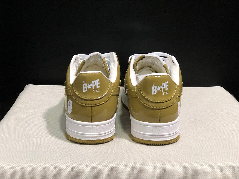 BAPE Star Low-Top Sneakers - Olive and White