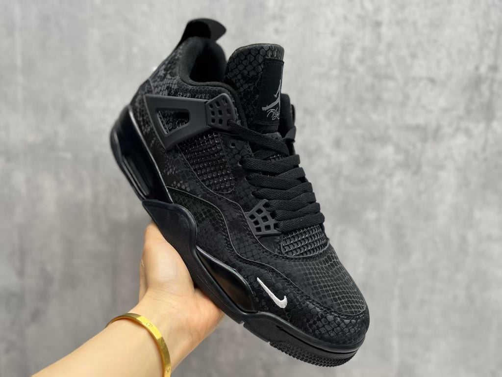 Air Jordan 4 Retro 'Black Mamba' Sneakers - Black