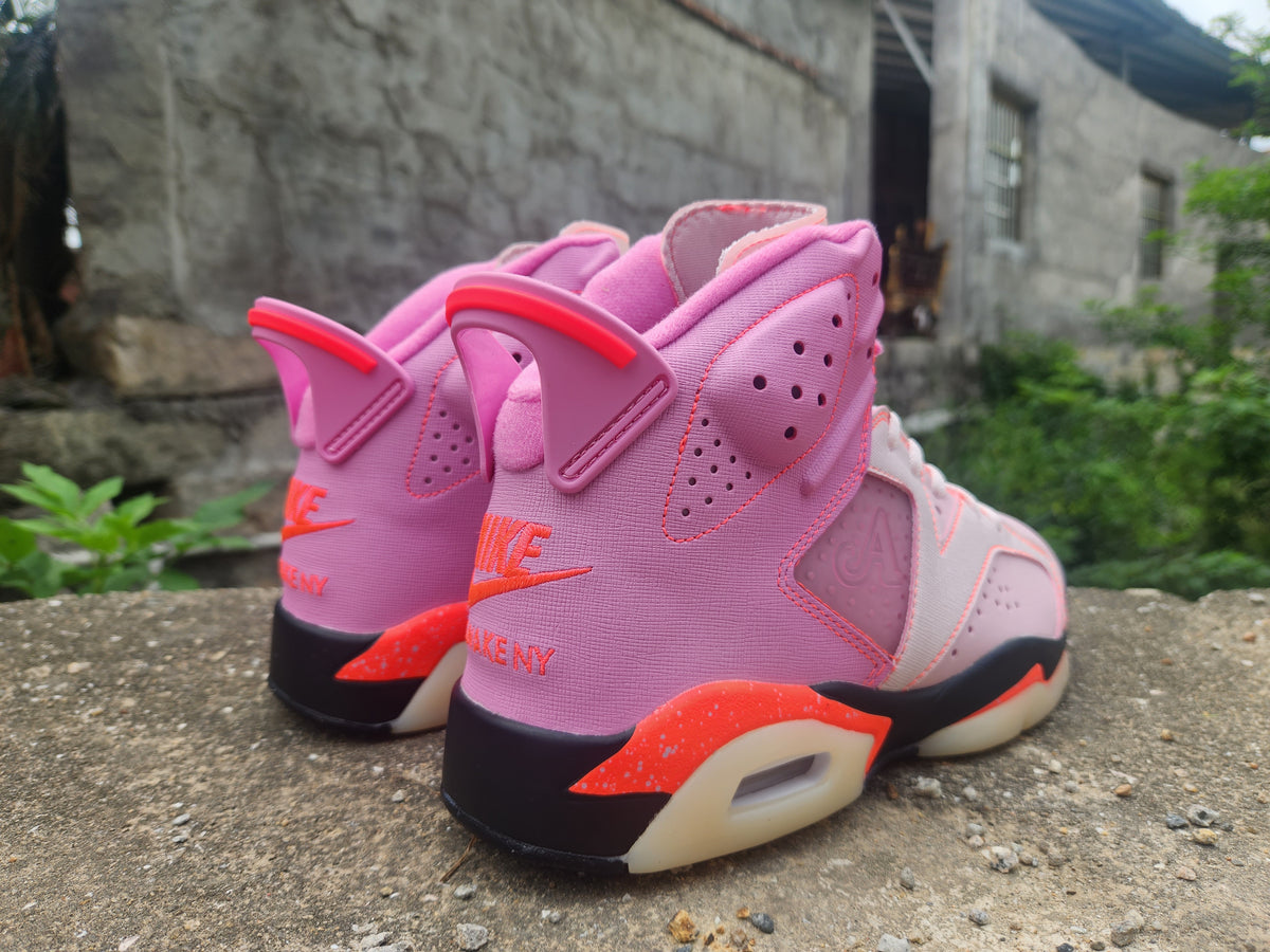 Awake NY x Air Jordan 6 Sneakers - Pink